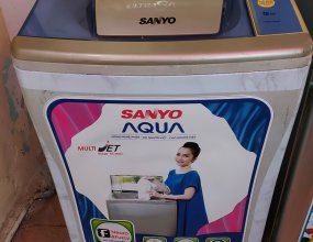 Máy giặt Sanyo 7kg zin mới đẹp giặt mạnh ít hao điện nước