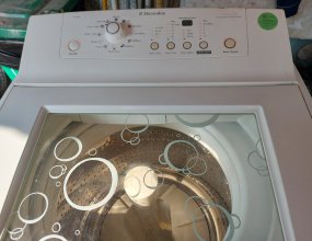 Thanh lý máy giặt Electrolux 9kg  còn đẹp giá rẻ sài bền