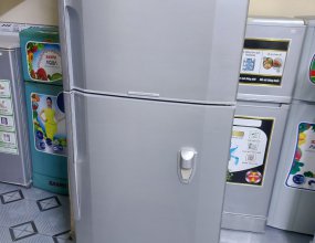 Thanh lý tủ lạnh Hitachi R-Z400EG9D 335 Lít công nghệ Nhật Bản, chạy êm bền